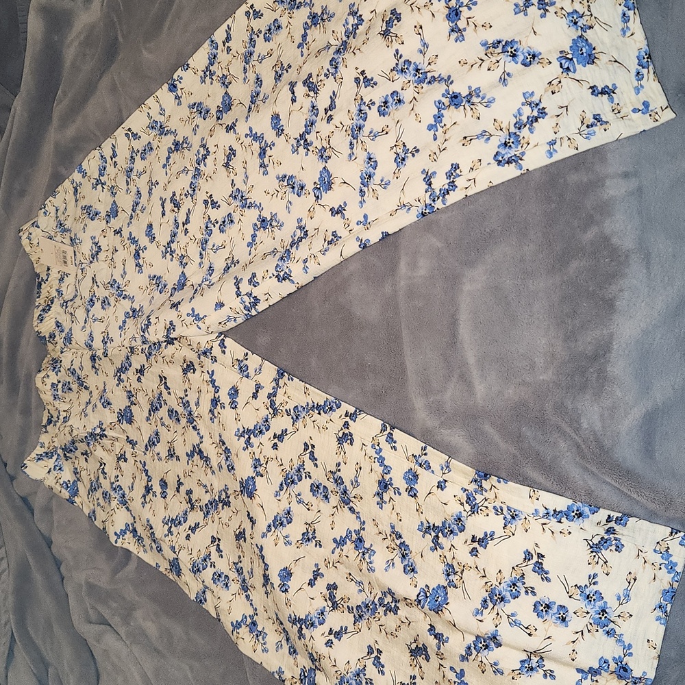 a new day Floral Wide Leg Pants - Blue and Cream - Picture 2 of 6